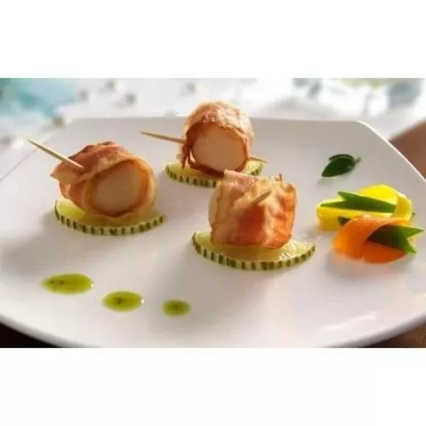 The Fillo Factory Scallop Wrapped in Bacon 25 Count Packs - 4 Per Case