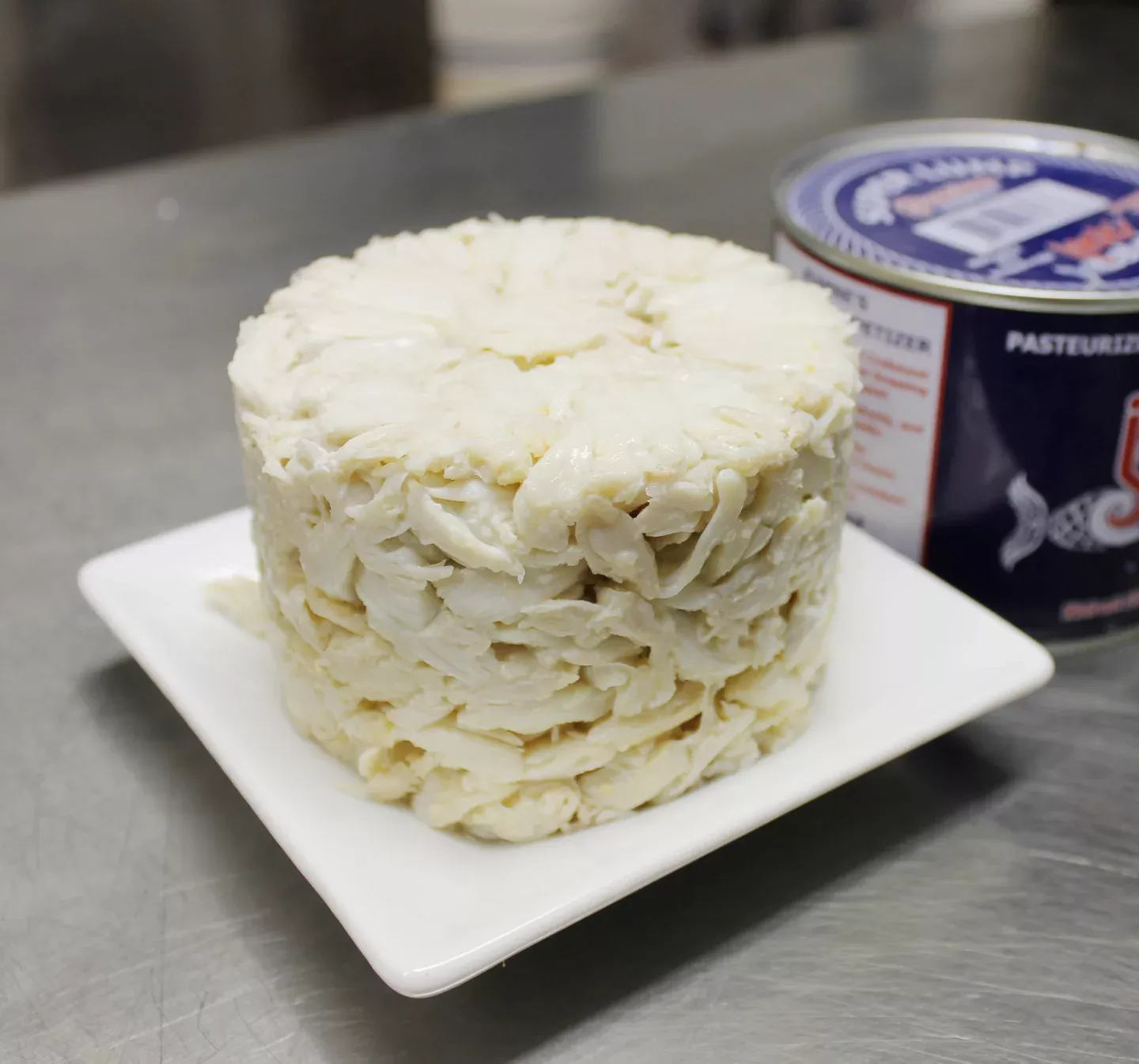 Newport International Refrig Jacks Catch Premium Crab Super Lump Cans 1 Pound Each - 12 Per Case